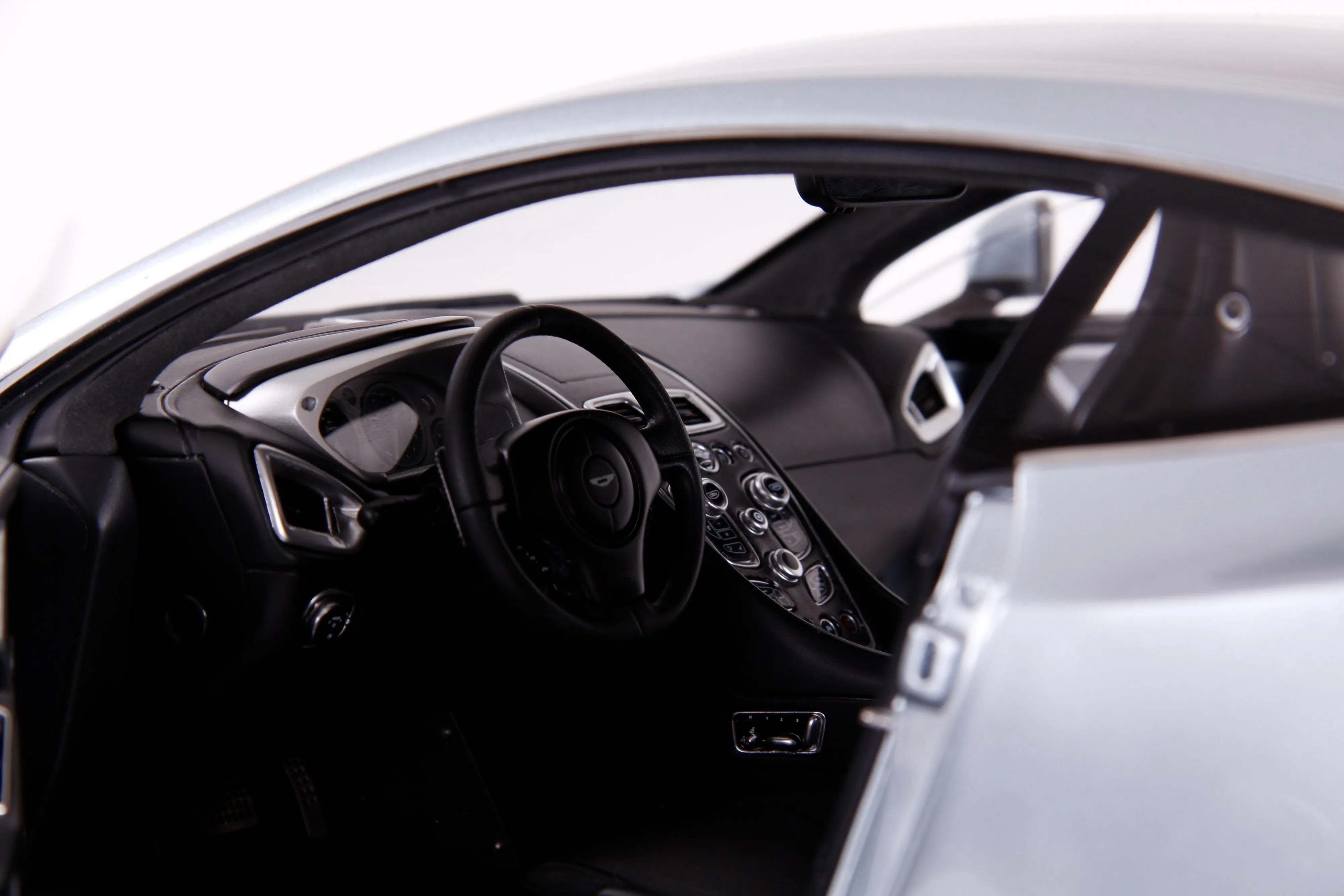 Aston Martin Vanquish - Centenary Edition (2013)