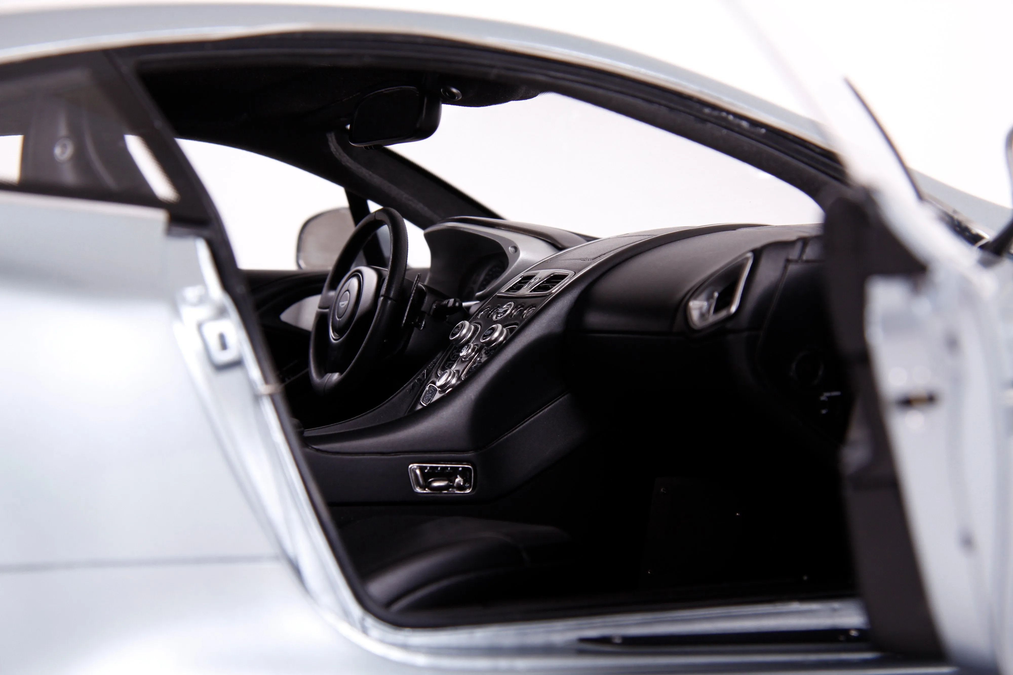 Aston Martin Vanquish - Centenary Edition (2013)