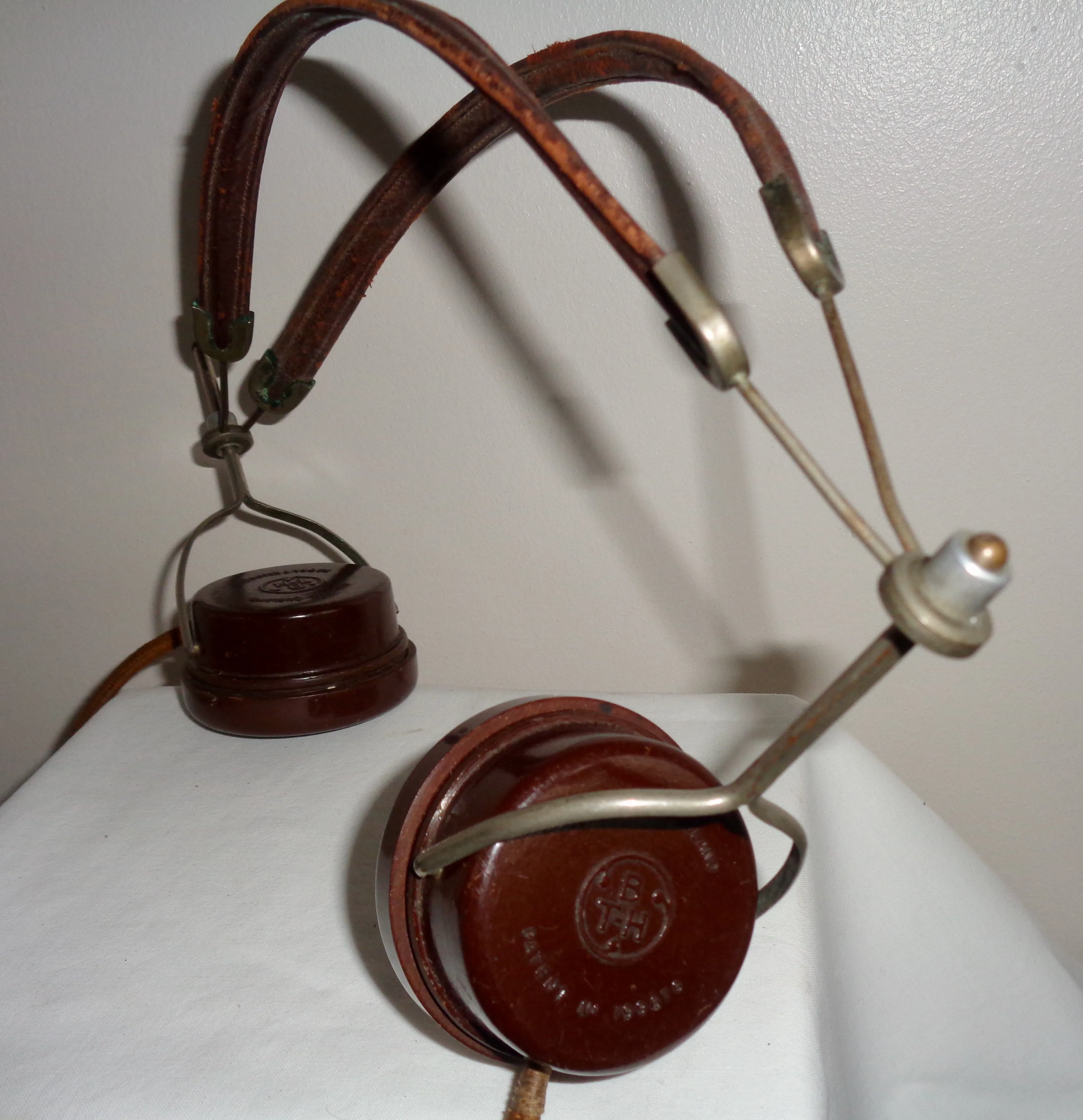 British Thomson Houston BTH Bakelite Leather Headphones 2000 Ohms