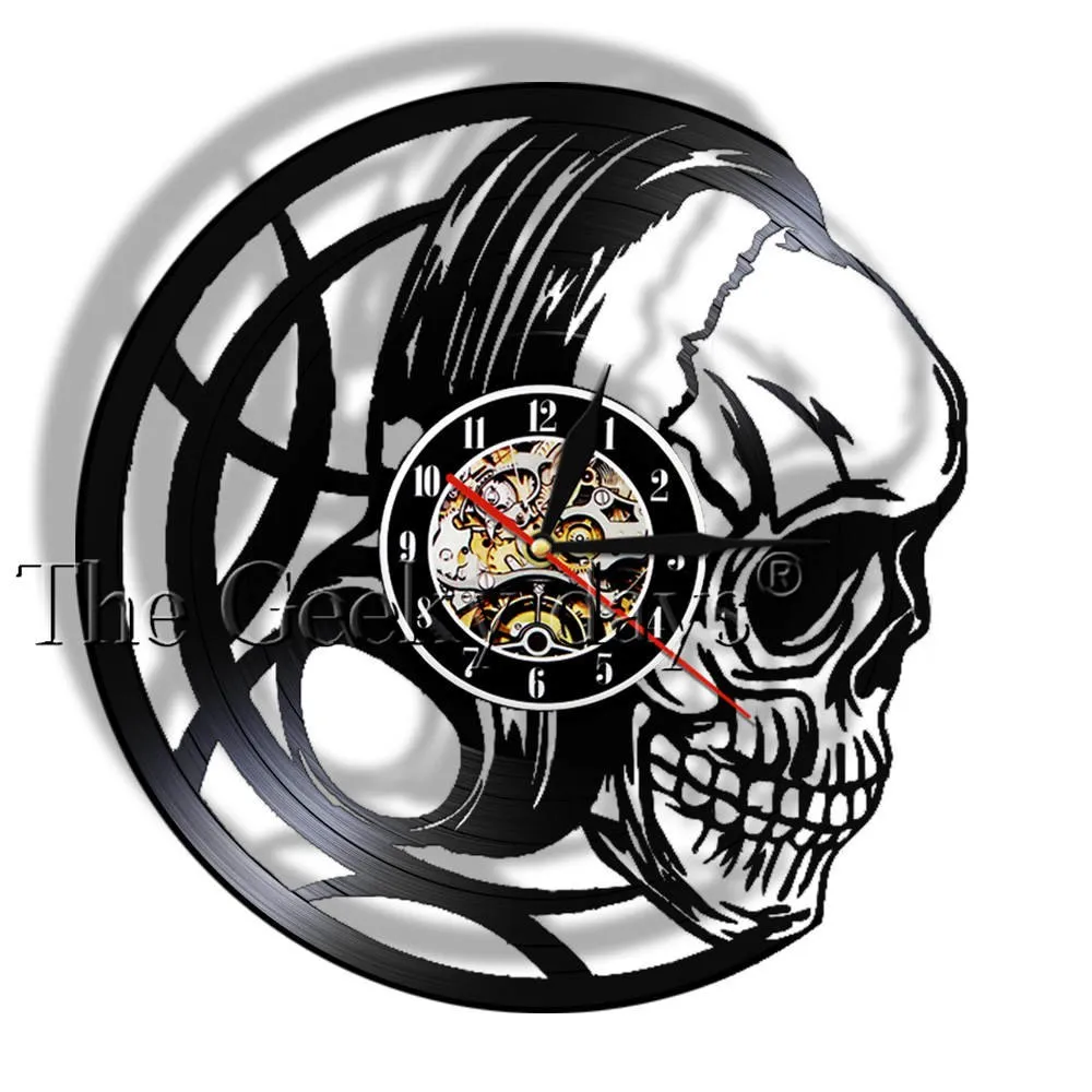 Evil Skull Headphones Vinyl Record Wall Clock Black Skull Head Clock Watch Vanitas Dark Art Decor Quartz Wall Clock Gift for Men