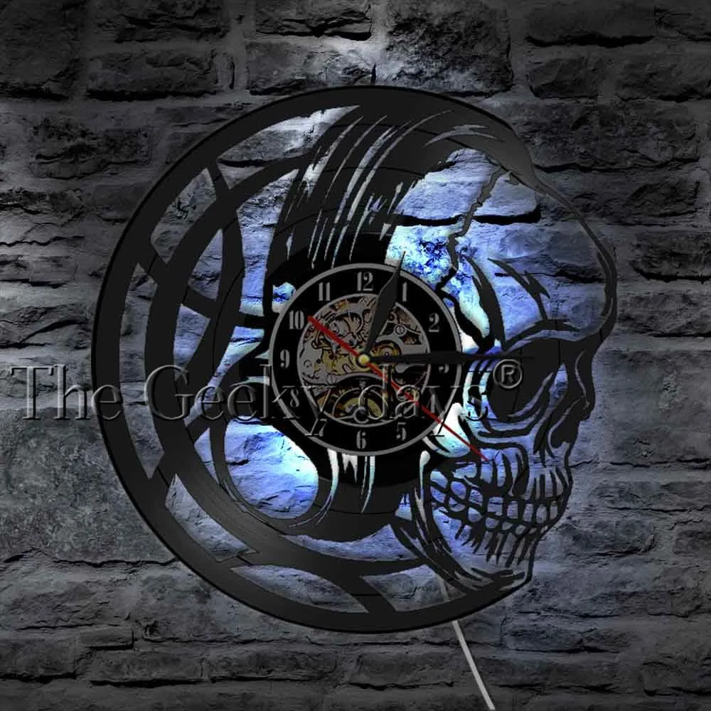 Evil Skull Headphones Vinyl Record Wall Clock Black Skull Head Clock Watch Vanitas Dark Art Decor Quartz Wall Clock Gift for Men