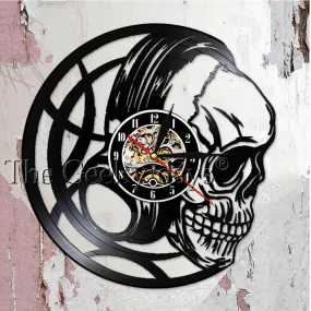 Evil Skull Headphones Vinyl Record Wall Clock Black Skull Head Clock Watch Vanitas Dark Art Decor Quartz Wall Clock Gift for Men