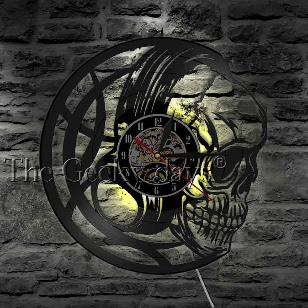 Evil Skull Headphones Vinyl Record Wall Clock Black Skull Head Clock Watch Vanitas Dark Art Decor Quartz Wall Clock Gift for Men