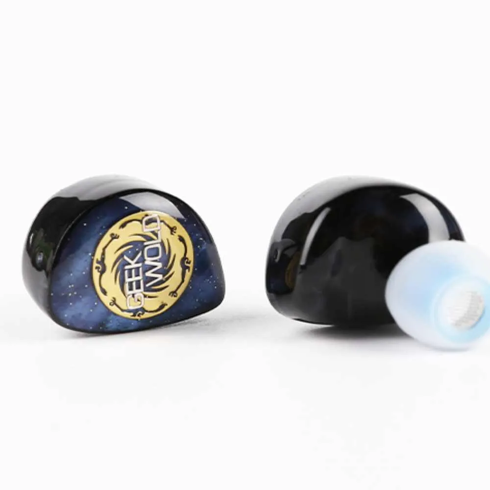 Geek Word GK300 1DD 8BA 1Planar 2EST Hybrid Driver In-Ear Earphones