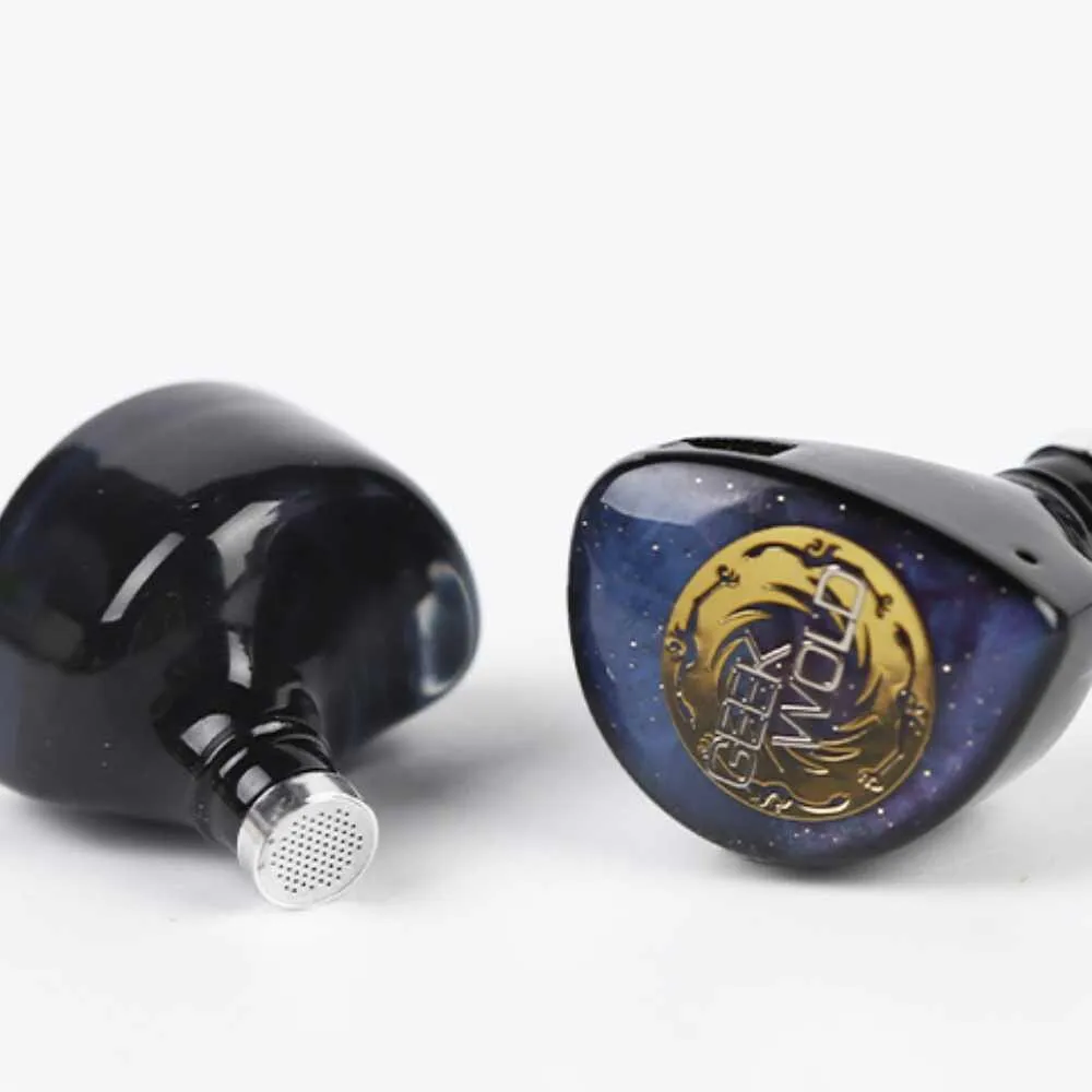 Geek Word GK300 1DD 8BA 1Planar 2EST Hybrid Driver In-Ear Earphones