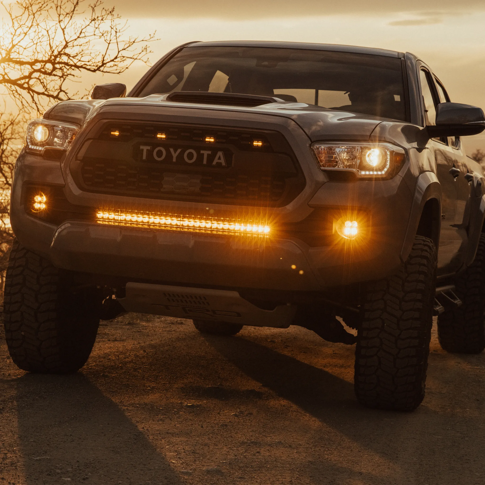 Heretic Studio Toyota Tacoma - Behind The Grille - 30 Inch Light Bar - Amber Lens