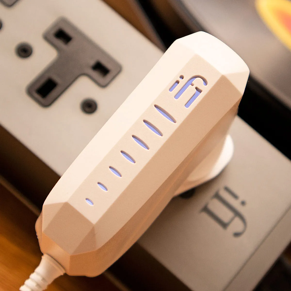 iFi Audio iPower X 5V Active Noise Cancelling DC Power Supply