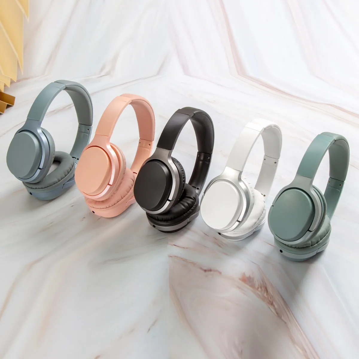 Optimal Metallic Bluetooth Adjustable Headphone