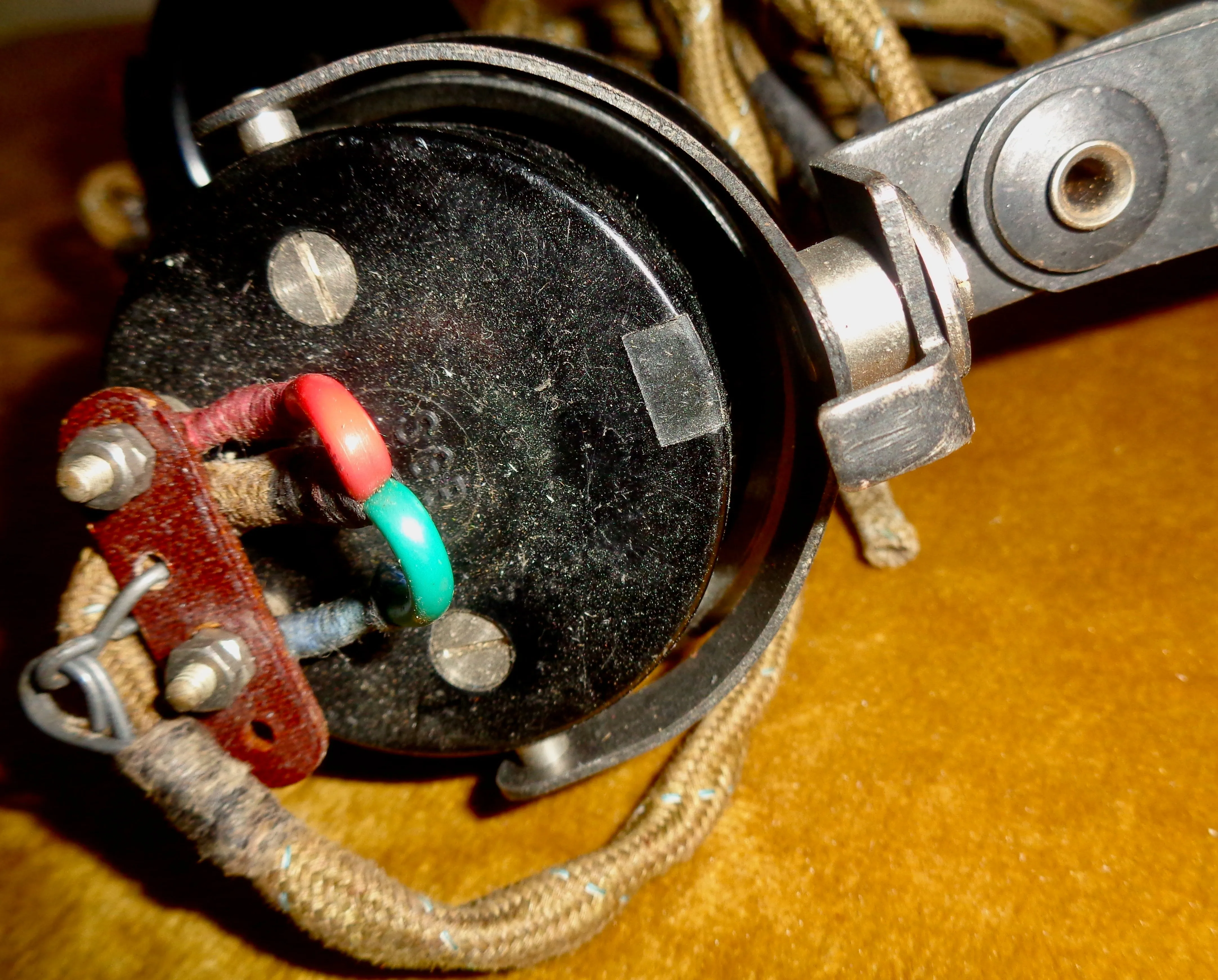 WW2 SG Brown CHR 4000 Ohm Headphones AP3662S